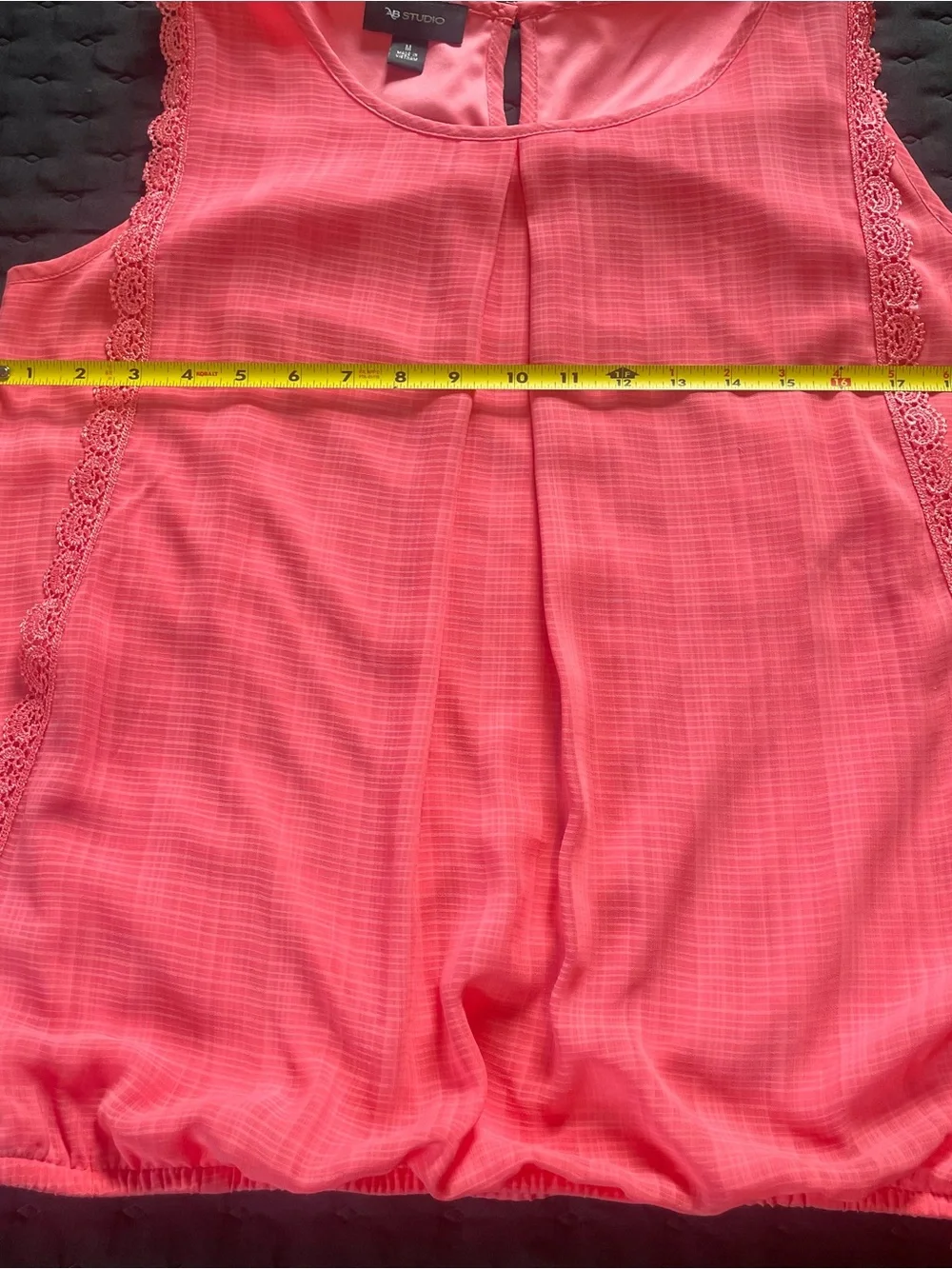 AB Studio Coral Pink Lace-Trim Sleeveless Elastic hem Medium